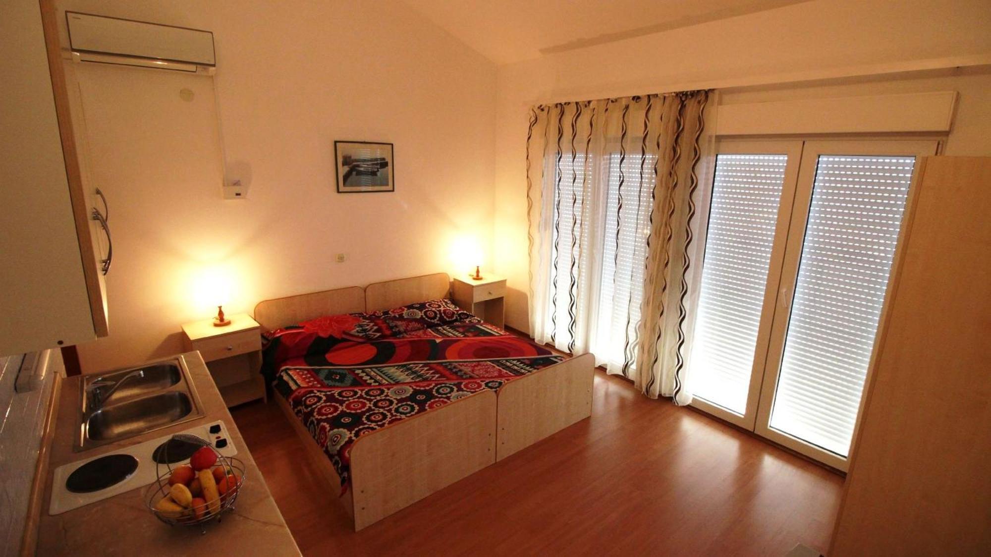 Apartments Ivka Omiš Rom bilde