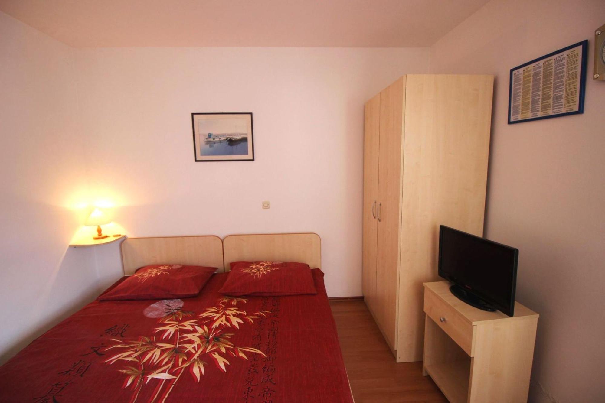 Apartments Ivka Omiš Rom bilde