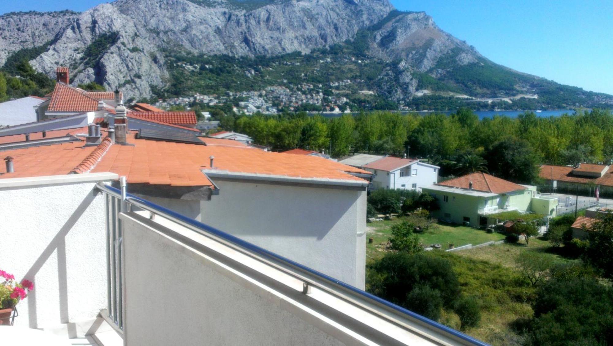 Apartments Ivka Omiš Rom bilde