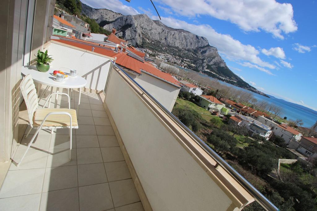 Apartments Ivka Omiš Eksteriør bilde