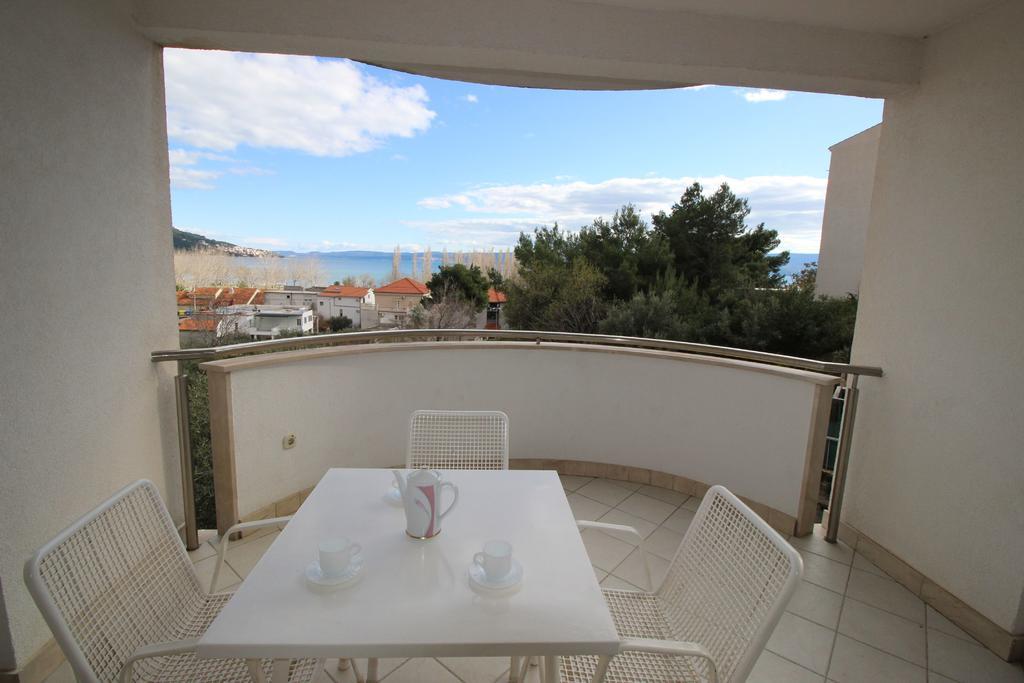 Apartments Ivka Omiš Rom bilde