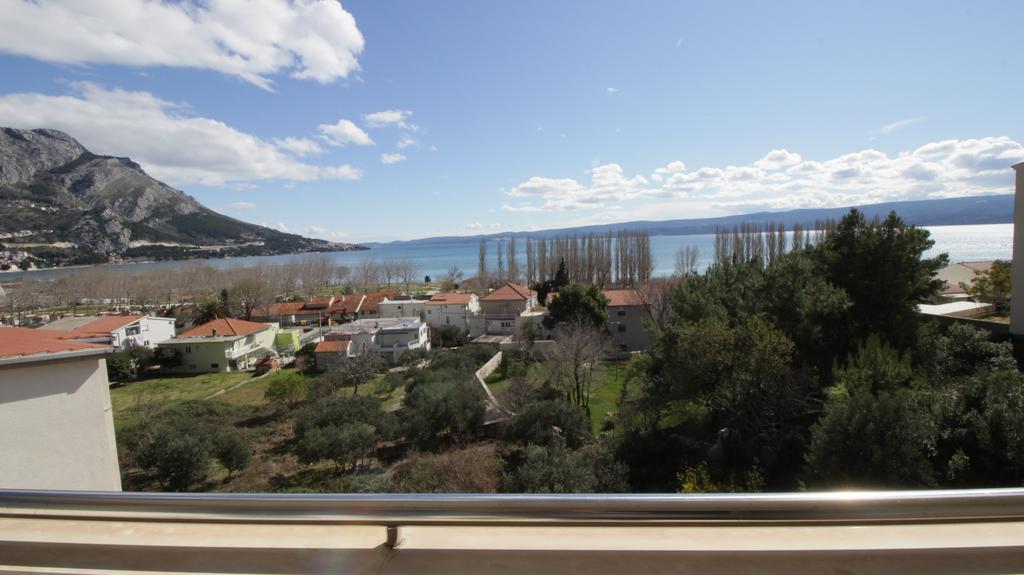 Apartments Ivka Omiš Eksteriør bilde