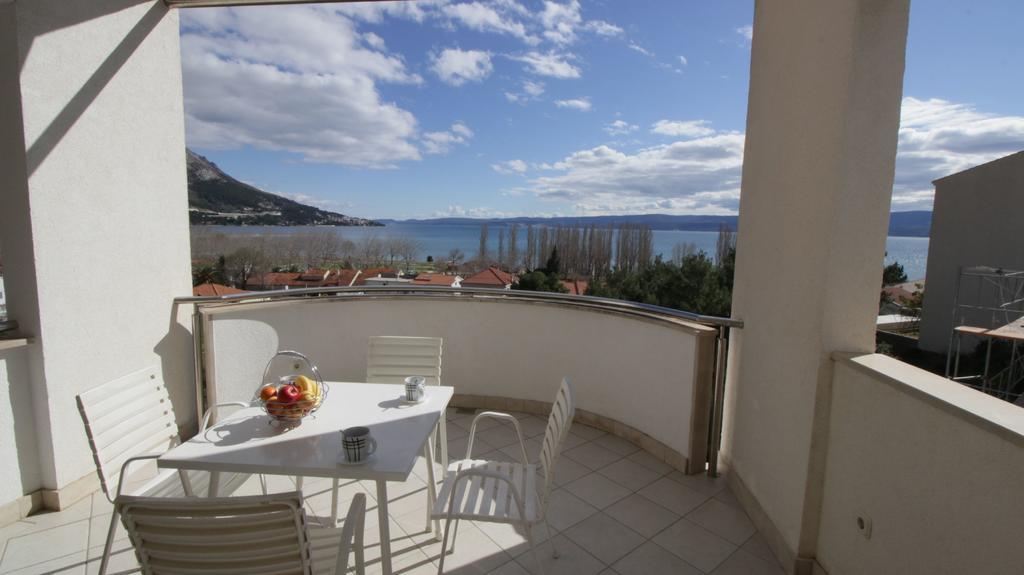Apartments Ivka Omiš Eksteriør bilde