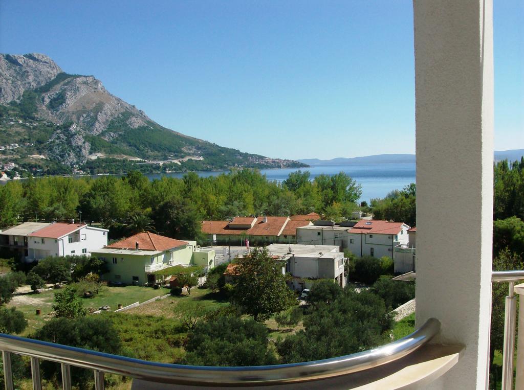 Apartments Ivka Omiš Eksteriør bilde